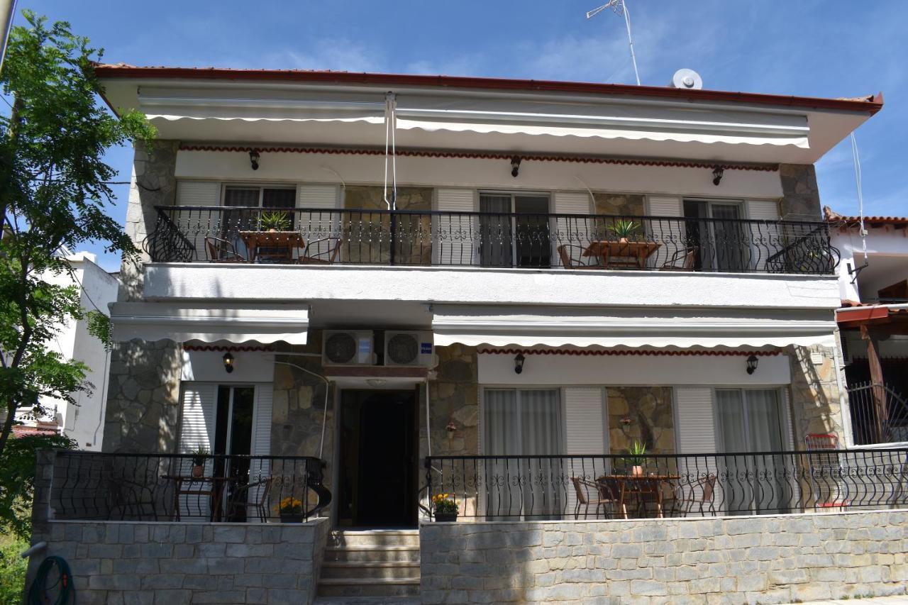Aestas Vergia Apartments 2 Nea Kallikrateia Экстерьер фото