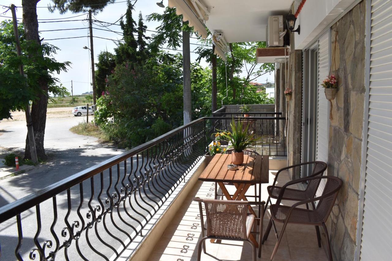 Aestas Vergia Apartments 2 Nea Kallikrateia Экстерьер фото